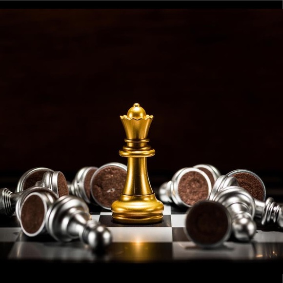 Meet your Posher, Liz - Picture 1 of 1